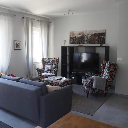 Bozen - voll ausgestattet, optimale Lage Appartement Buitenkant foto